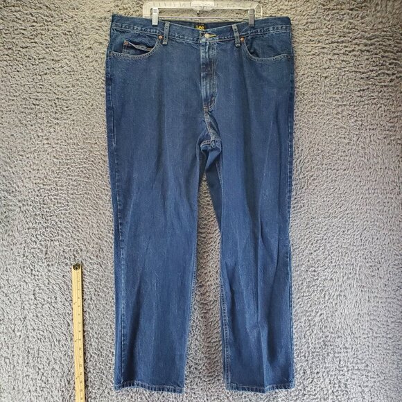 Lee Jeans Mens 42x32 Blue Relaxed Fit Cotton Denim Classic Style - Picture 1 of 12